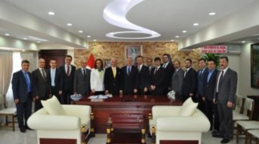 Kutso&rsquo;dan K&uuml;tahya Belediye Başkanı&rsquo;na Tebrik Ziyareti