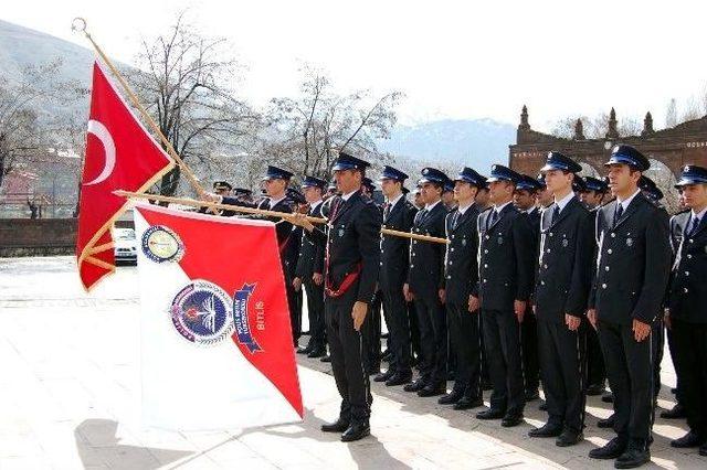Bitlis&rsquo;te 10 Nisan Polis Haftası Etkinlikleri 1
