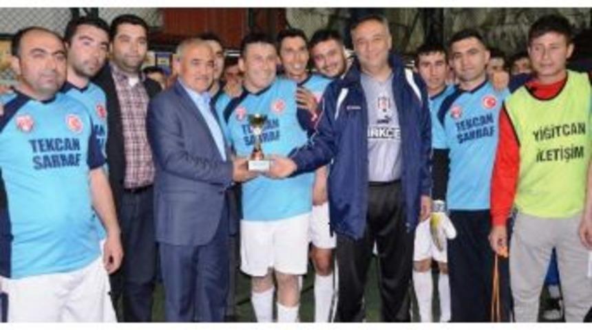 Kaman İl&ccedil;esinde Halısaha Futbol Turnuvası Şampiyonu Belli Oldu