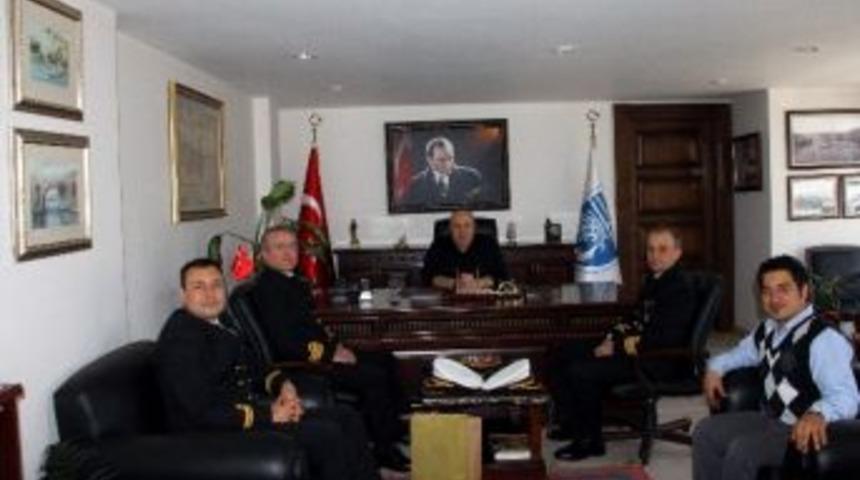 H&uuml;cumbot Komutanlarından Timur&rsquo;a Ziyaret