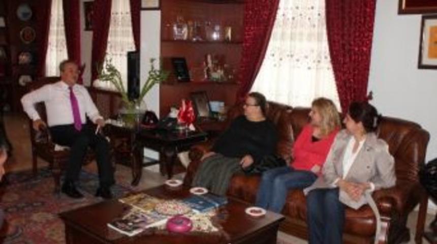 T&uuml;rk Kadınlar Birliği Nevşehir Şube Y&ouml;neticileri Hayırlı Olsun Ziyaretinde