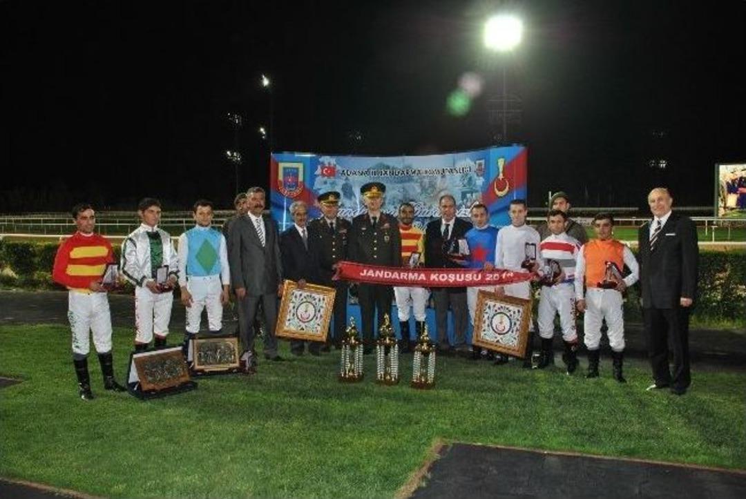 &ldquo;jandarma Koşusu&rdquo;nu Blandophobıc Kazandı