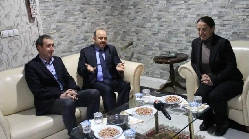 Vali Aydın'dan Belediye Başkanı Bakırhan'a Tebrik Ziyareti