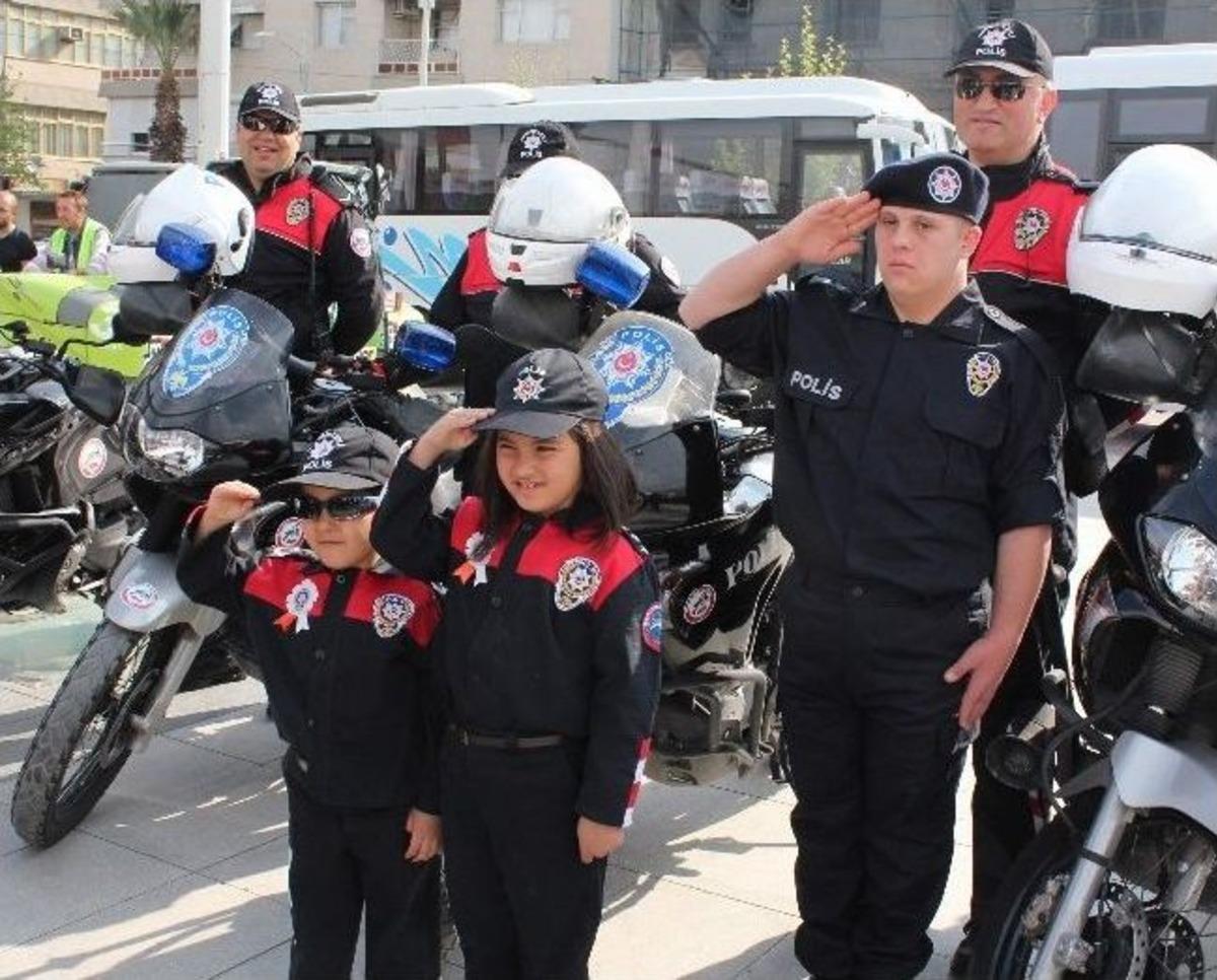 Manisa'da Polis Haftası Kutlamaları
