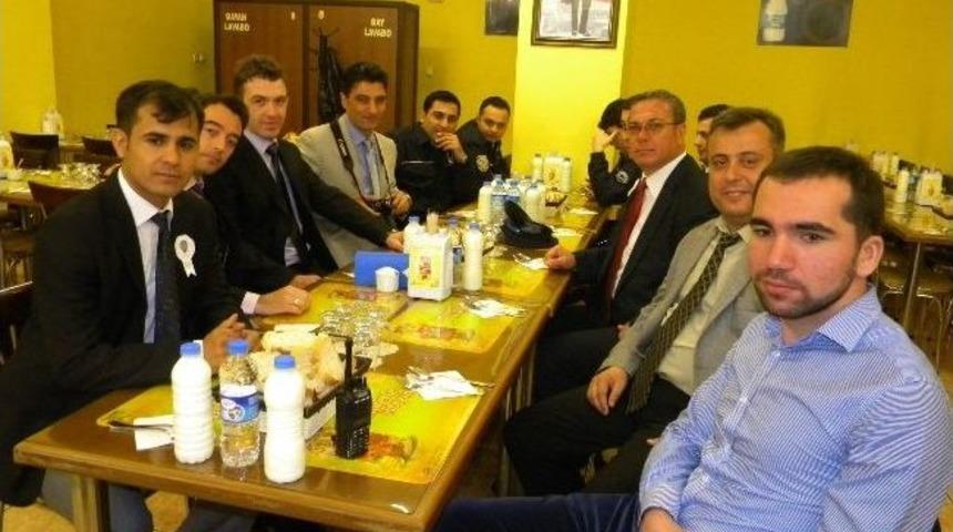 Uzunk&ouml;pr&uuml; Emniyetinden Şehit Ve Gazi Ailelerine Yemek