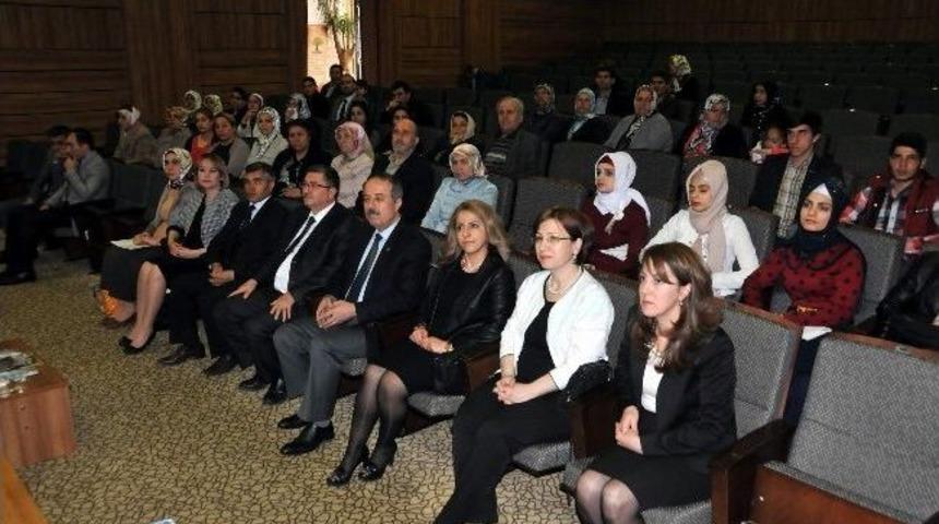 Hasta Ve Yaşlı Refakat&ccedil;i Kursuna Katılanlar Sertifikalarını T&ouml;renle Aldı