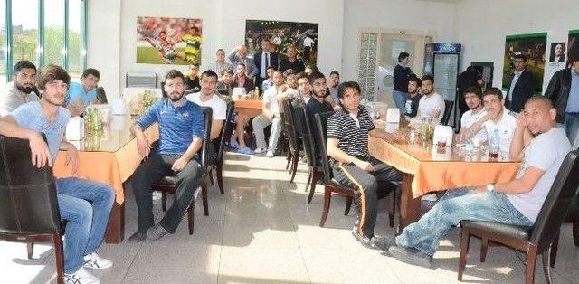 Tekden Denizlispor Gelecek Sezondan Umutlu