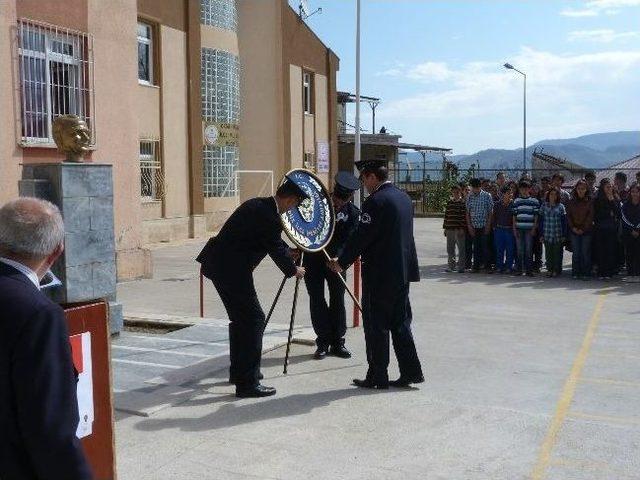 Kabad&uuml;z&rsquo;de Polis Haftası T&ouml;renle Kutlandı 1