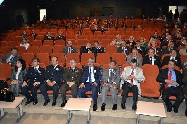 Polis Okulu Öğrencileri Sergi Açtı