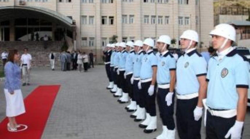 Şahin, Polis Teşkilatının Kuruluş Yıld&ouml;n&uuml;m&uuml;&rsquo;n&uuml; Kutladı