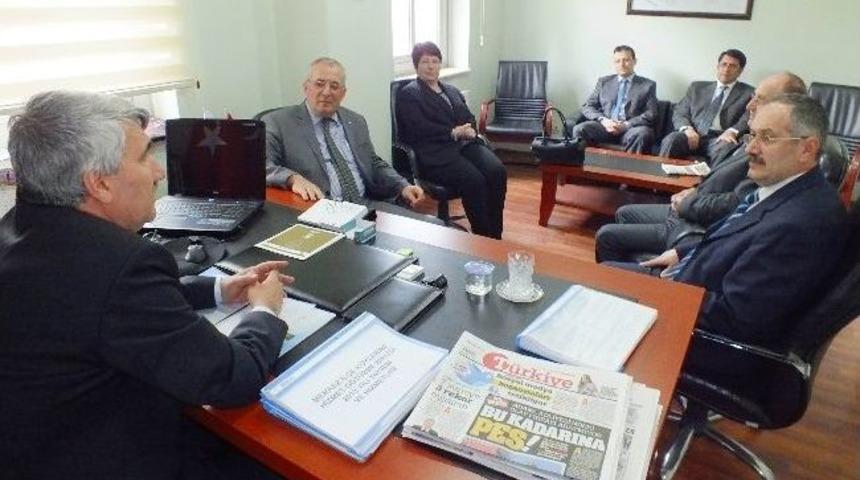M&uuml;d&uuml;rlerden Başkan Yılmaz'a 'tebrik' Ziyareti