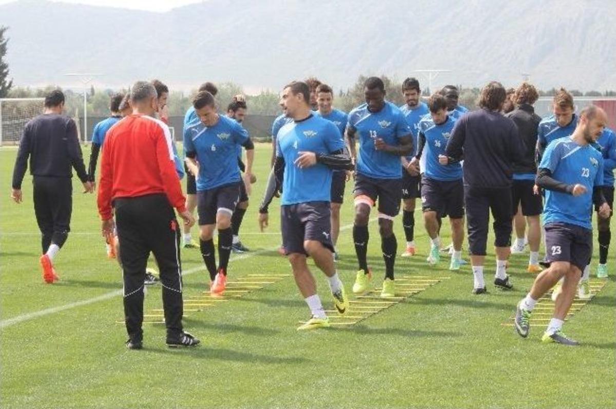 Akhisar Belediyespor&rsquo;a Başsavcı Şahiner&rsquo;den Ziyaret