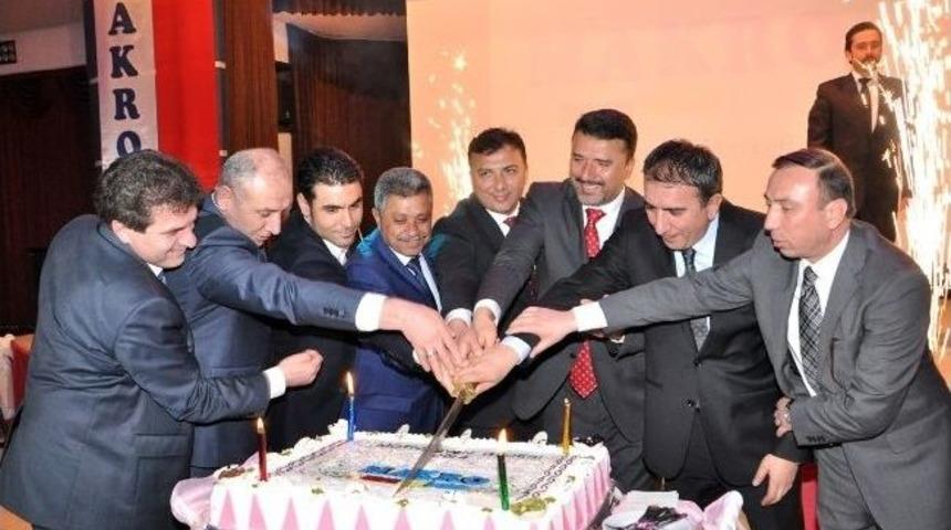 Makro Ailesi Motivasyon Toplantısında Bir Araya Geldi