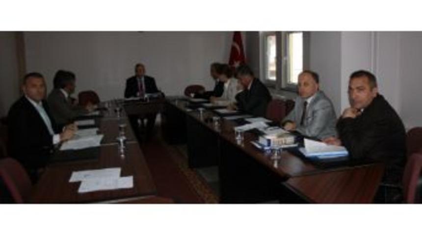 D&uuml;zce Yeni Enc&uuml;menin İlk Kararları