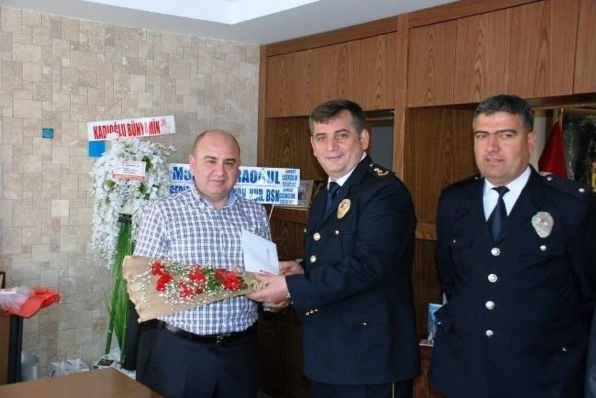 Gediz Emniyet Personelinden Başkan Saraoğlu&rsquo;na Kutlama