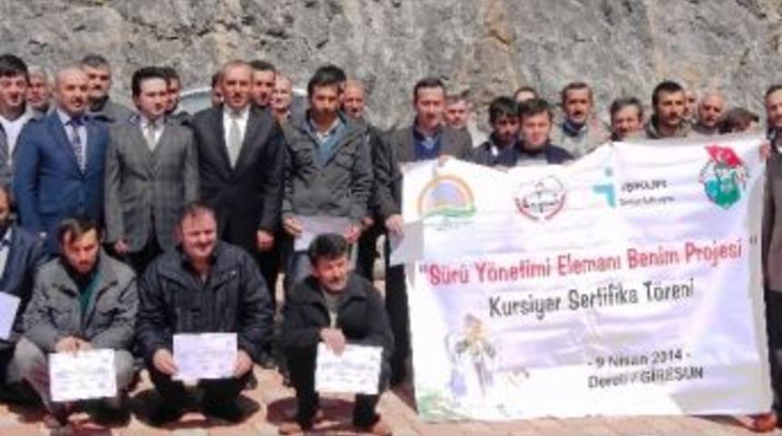 Giresun&rsquo;da &Ccedil;obanlık Eğitimini Tamamlayan 25 Kişiye Sertifikaları Verildi.