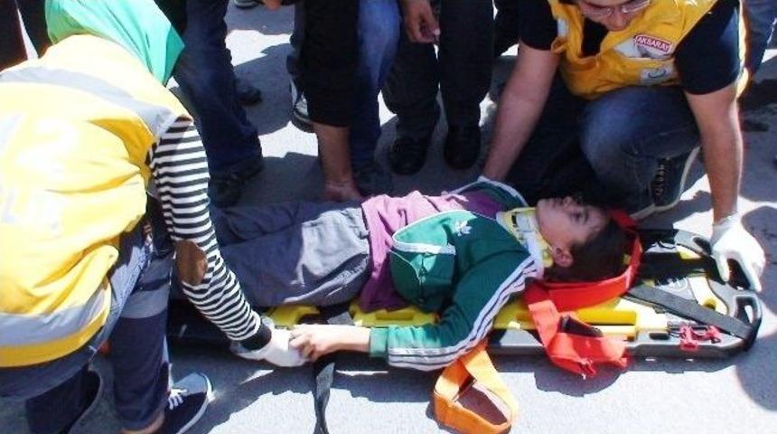 &Ouml;ğrenci Servisi &Ouml;ğrenciye &Ccedil;arptı