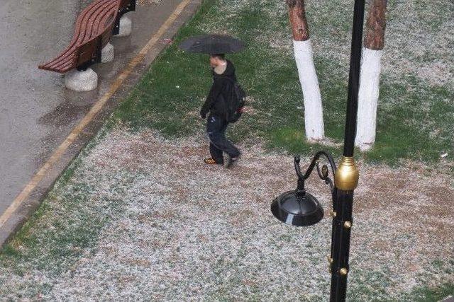 Malatya&rsquo;da Dolu Yağışı Etkili Oldu 1