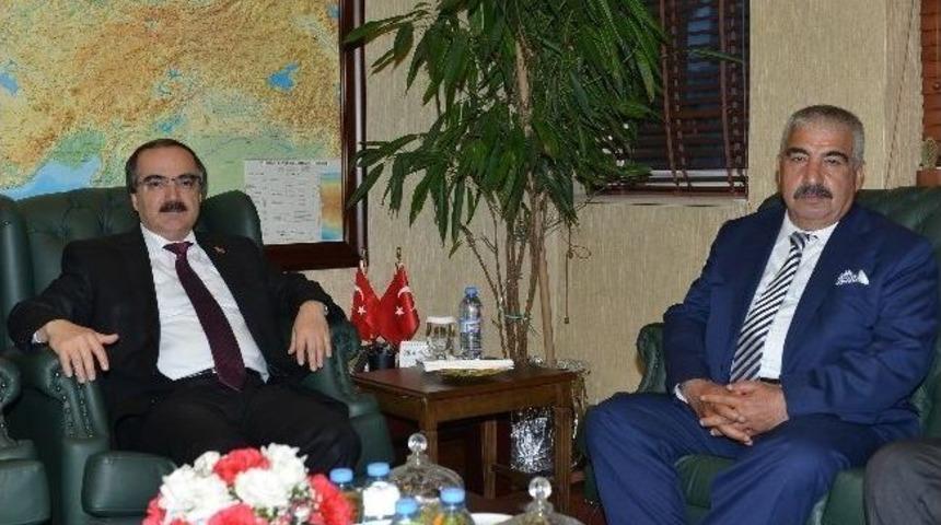 Kozan Belediye Başkanı Musa &Ouml;zt&uuml;rk, Vali Coş&rsquo;u Ziyaret Etti