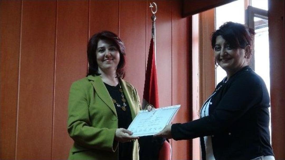 Bilecik'te Muhtarlar Mazbatalarını Aldılar