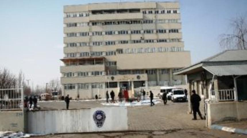 Iğdır'da 135 Polisin G&ouml;rev Yeri Değiştirildi