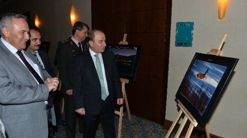 Vali &Ouml;zt&uuml;rk S&uuml;rd&uuml;r&uuml;lebilir Av Y&ouml;netimi İhtisas Grubu Toplantısı&rsquo;na Katıldı