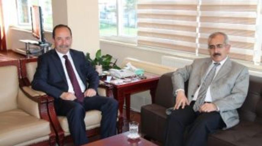 Edirne Belediye Başkanı G&uuml;rkan'dan Vali Duruer'e Ziyaret