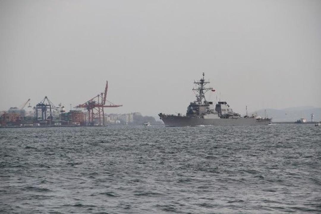Amerikan Savaş Gemisi İstanbul Boğazı&rsquo;ndan Ge&ccedil;ti