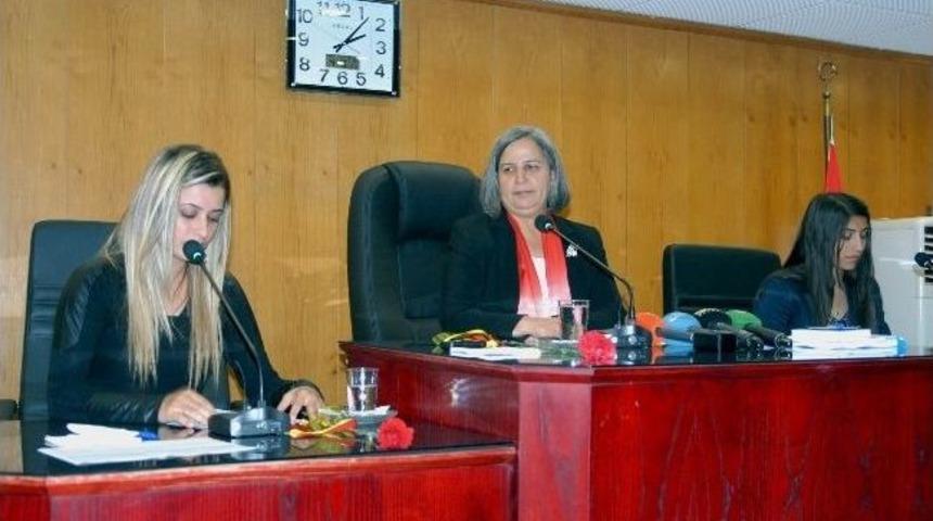 Diyarbakır B&uuml;y&uuml;kşehir Belediye Meclisi İlk Toplantısını Yaptı