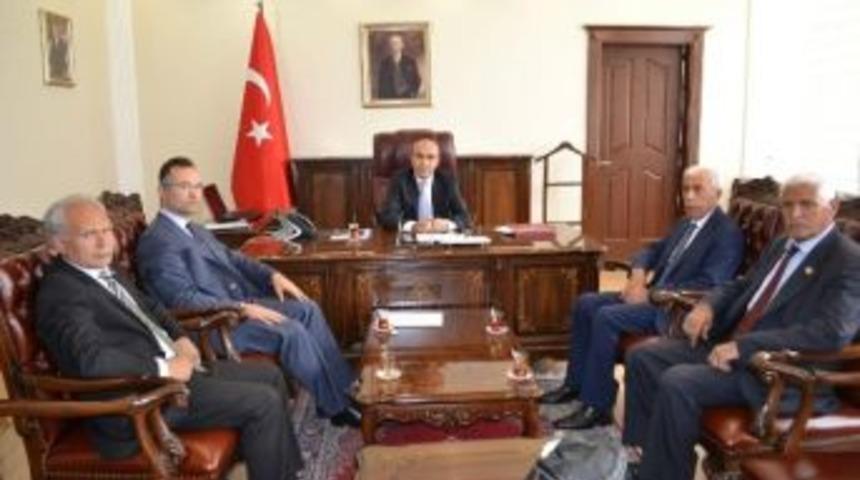 &Ccedil;elikhan Belediye Başkanı Bulut Vali Demirtaş&rsquo;ı Ziyaret Etti