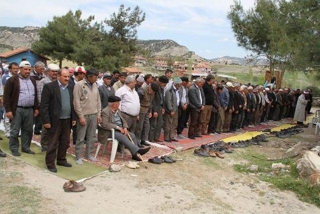 Başkan Tosun Yağmur Duasına Katıldı