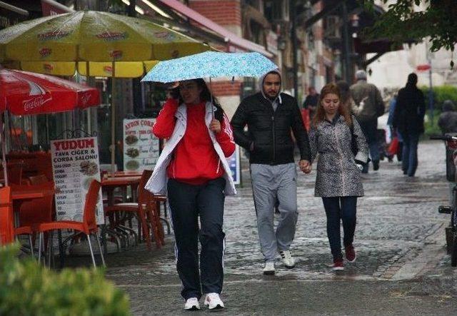 Edirne'de Sağanak Yağış