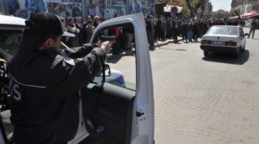 Ger&ccedil;eğini Aratmayan Tatbikat