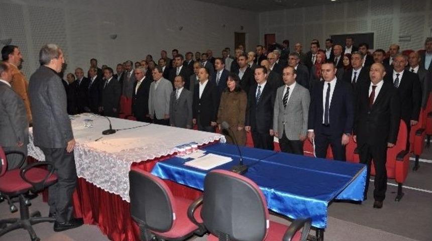 Karab&uuml;k Belediyesi Meclisi Toplandı