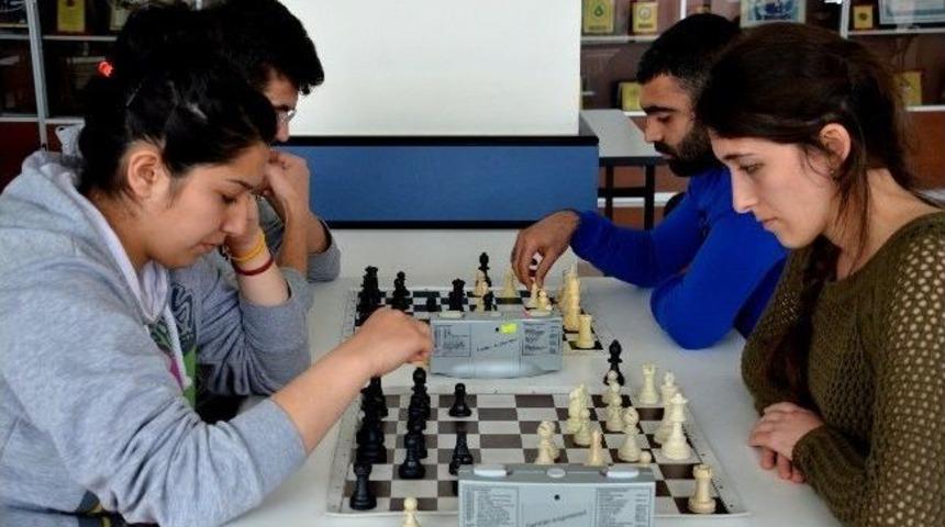 Şampiyona &Ouml;ncesi Turnuvada Buluştular