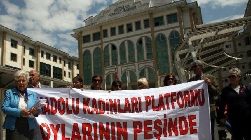 Anadolu Kadın Platformu Se&ccedil;imlerin İptalini İ&ccedil;in 5 Bin Dilek&ccedil;e Topladı