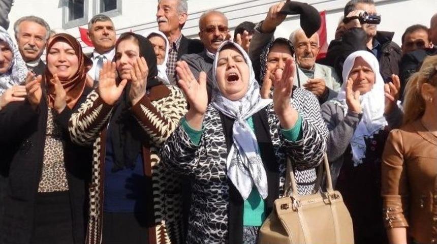 Hatay B&uuml;y&uuml;kşehir Belediye Başkanı Savaş Mazbatasını Aldı