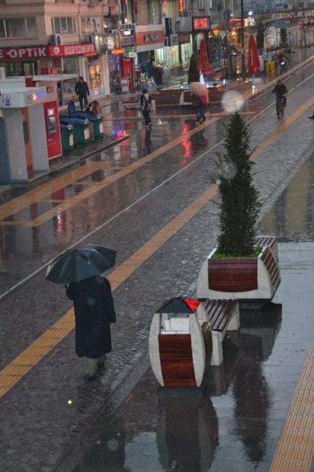 Balıkesir de Sağanak Yağış 1