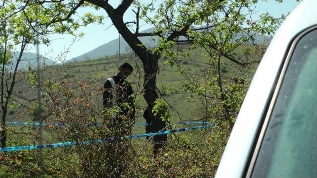 &Ccedil;aycuma&rsquo;da Maden İş&ccedil;isi Ağaca Asılı Halde Bulundu