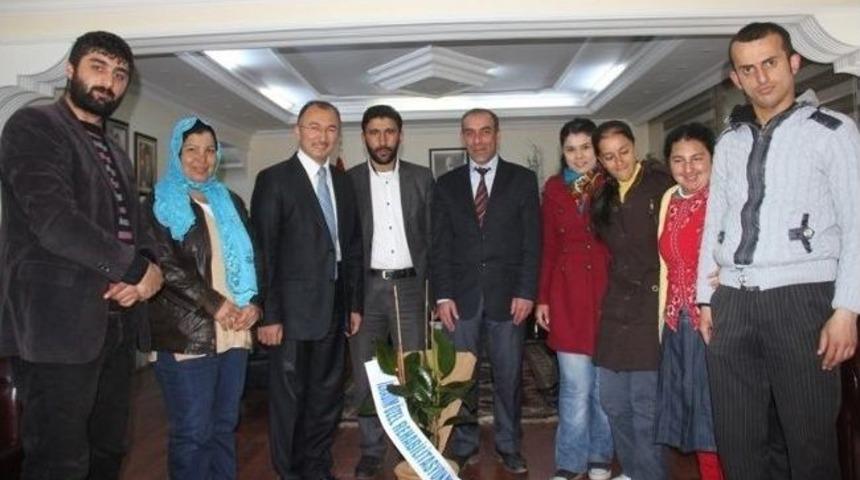 İkinci Kez Belediye Başkanı Se&ccedil;ilen K&ouml;ksoy&rsquo;a Tebrik Ziyaretleri S&uuml;r&uuml;yor