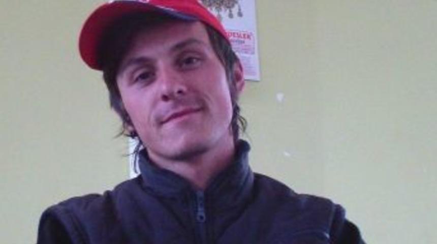 "ucuz" Diye Aldığı Telefon Oyuncak &Ccedil;ıktı