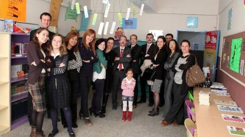 Ak&ccedil;aova K&uuml;t&uuml;phanesi Hizmete A&ccedil;ıldı