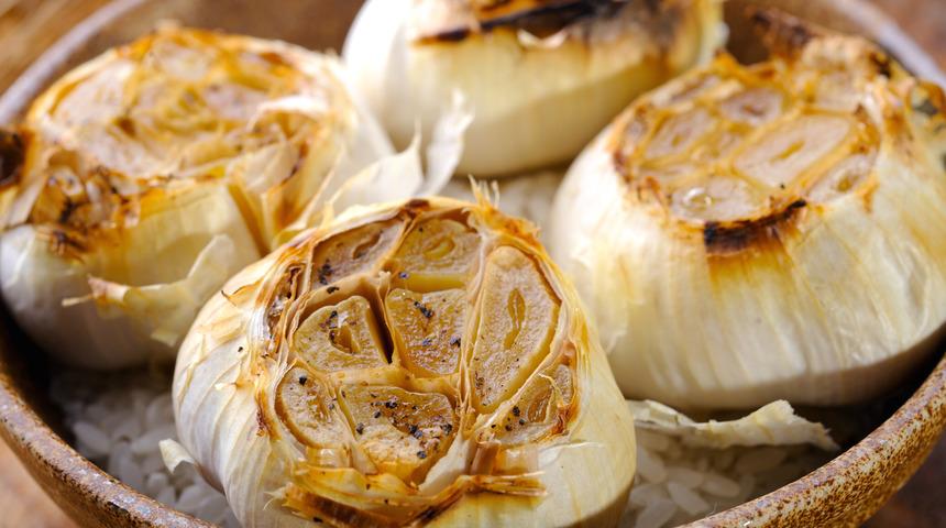 Kahvaltıdan önce bir diş sarımsak yutmak bakın neye iyi geliyor!