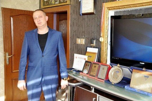 Aladağ dan G&uuml;nl&uuml;k 4 Bin Metrekare Kilitli Taş &Uuml;retimi 1