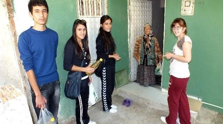 Rukiye Teyzenin 2 Yıllık Ev Hapsine Ad&uuml; &Ouml;ğrencileri Son Verdi