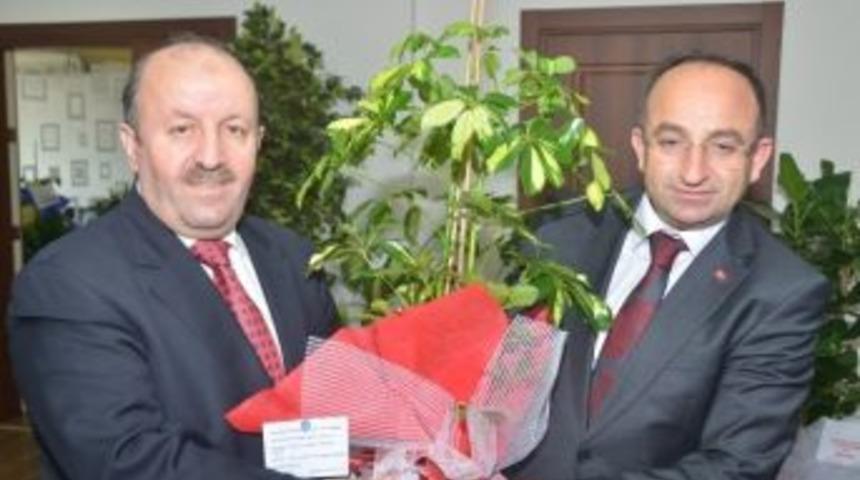 M&uuml;ft&uuml;den Başkan &Uuml;z&uuml;lmez&rsquo;e Hayırlı Olsun Ziyareti