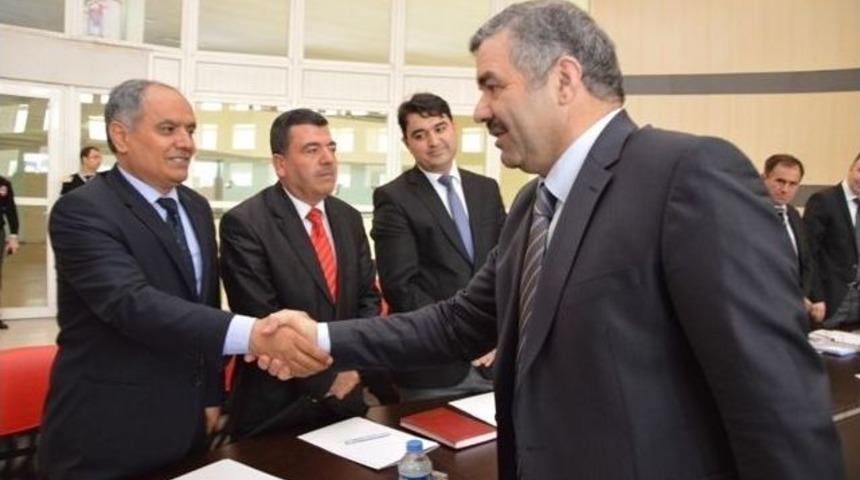 Başkan Çelik Belediye Çalışanları İle Tanıştı