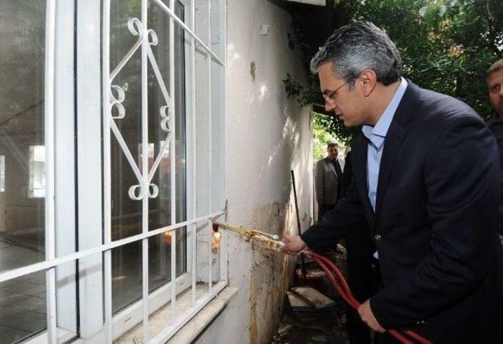 Tarihi Karşıyaka İstasyonu'na Belediye El Attı G4