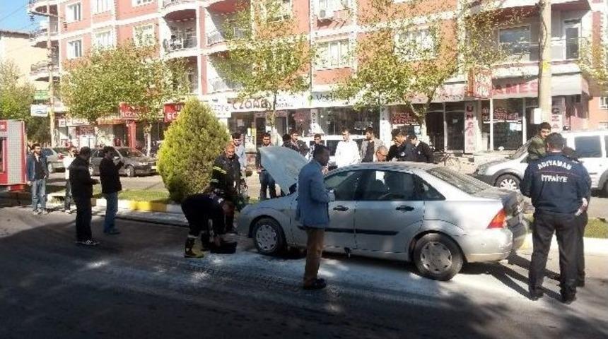 Seyir Halindeki Otomobil Yandı