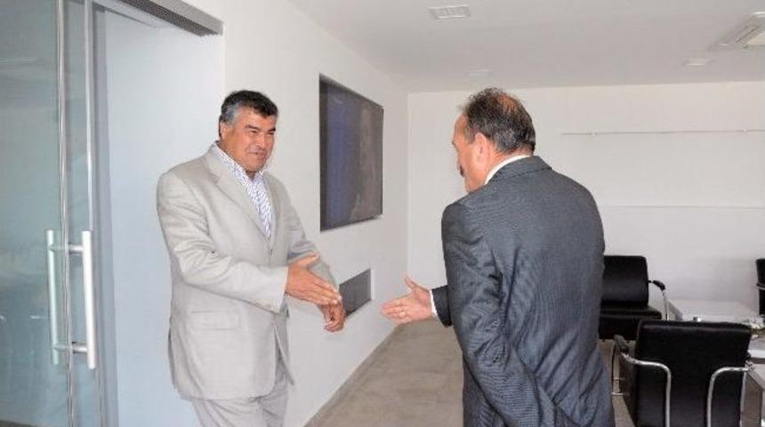 Fethiye Chp&rsquo;den Başkan Saatcı&rsquo;ya Tebrik Ziyareti